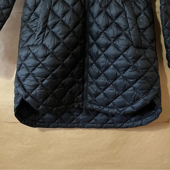Athleta | Whisper Featherless Parka Quilted Puffer Jacket Hood Black Size M - Picture 8 of 13